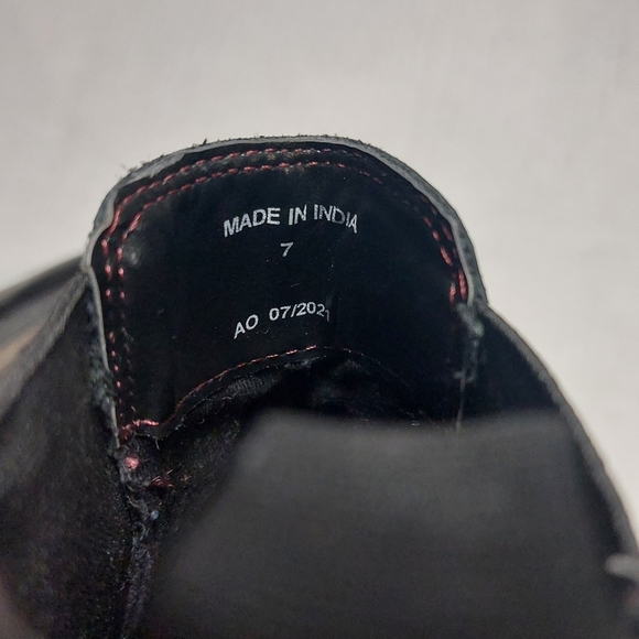 Walk London Sean Chunky Chelsea Boots In Black Leather. - Picture 11 of 16